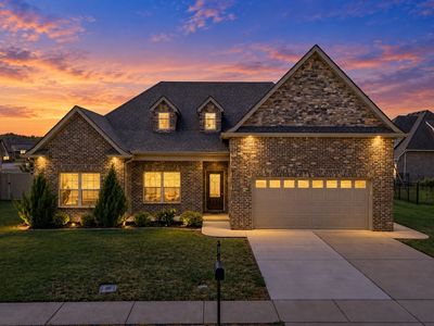 5233 Honeybee Dr