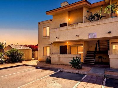 378 Vance St APT 1
