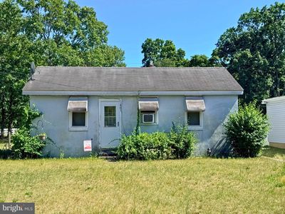 403 Henderson Ave