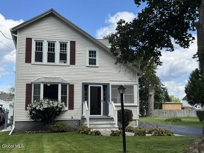 32 Sanders Avenue