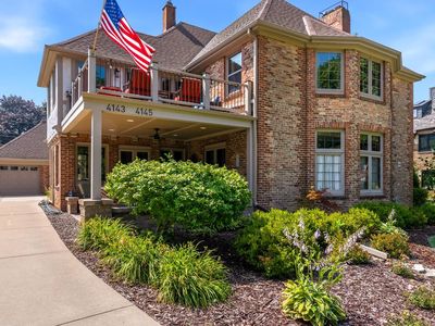 4143 N Downer AVENUE #4145