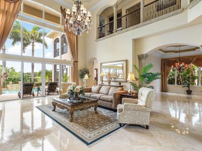 108 SE Via San Ramone