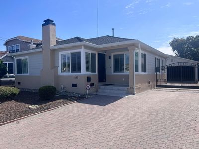 107 Mulberry Ave