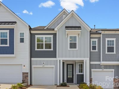 217 Brooks Springs Dr