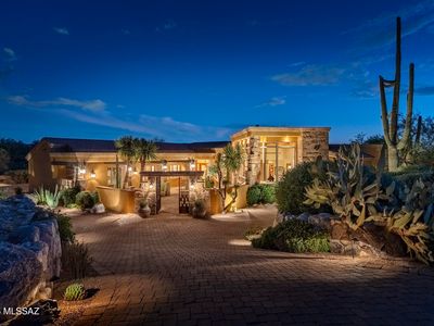 2143 E Desert Garden Dr