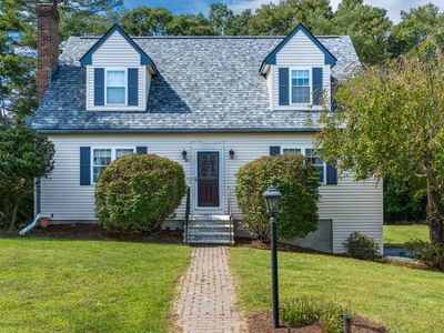 18 Clarence Dr