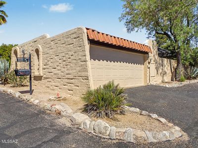 5250 N Pueblo Villas Dr