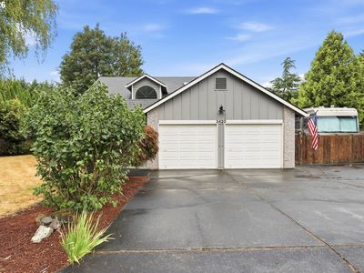 3420 Park Dr