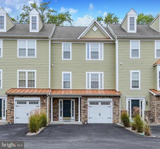 15 Hull Ln