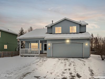 2424 Lusardi Point Cir