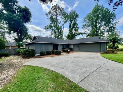 2212 Gornto Rd