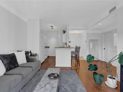 2700 Pine Tree Rd NE UNIT 2306