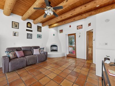 3214 La Paz Ln