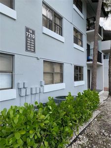 7030 NW 179th St APT 205
