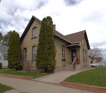 2037 North Wisconsin STREET