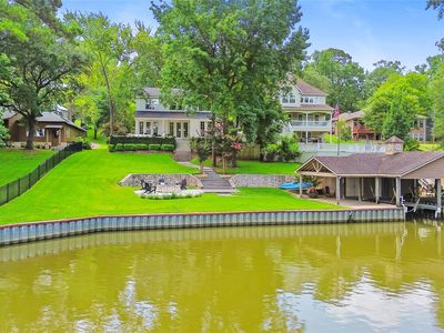 81 Lake Oaks Blvd