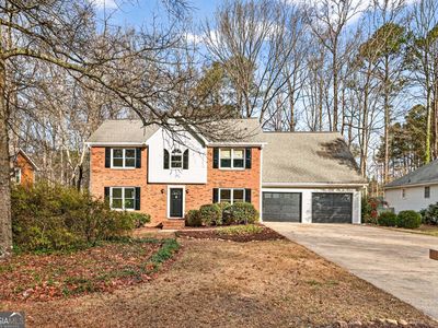 2529 Zachary Woods Dr NW