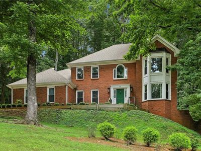 180 Hembree Circle Dr