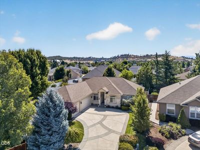 9 Aspen Ct