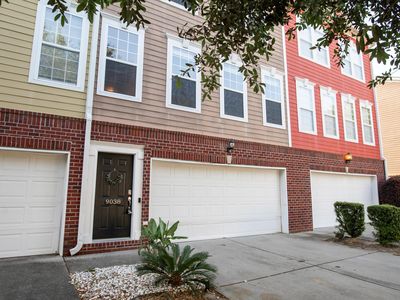 Property at 9038 Parlor Dr, Ladson, SC