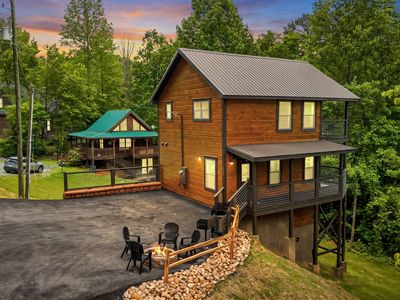 1642 Lake Dr