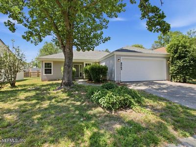 8062 LOCH LOMOND Lane