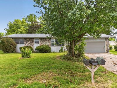 903 E Villa Marie Street