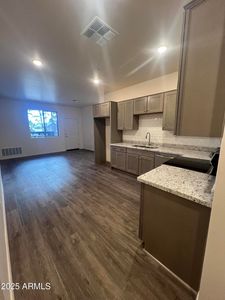 2950 W Presidio Dr #104