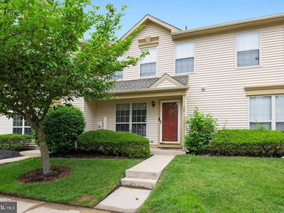 70 Forest Ct