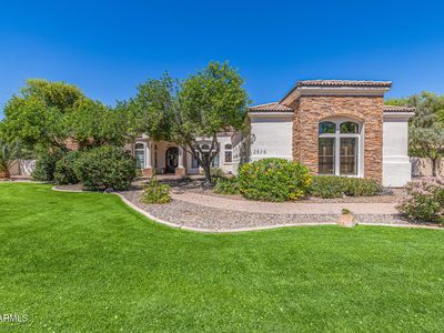 2816 E CLARK Drive