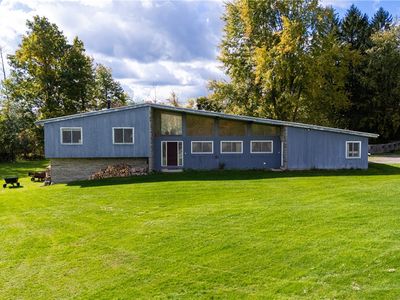 1383 Wayneport Rd
