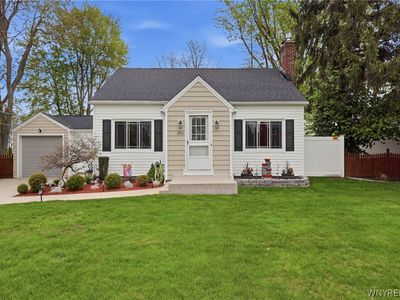 351 Ashford Ave