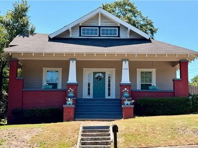 2209 Summerville Rd
