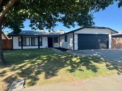 1061 English Ave