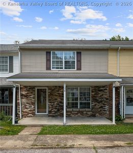 Property at 18 Sitting Bull Dr, Saint Albans, WV