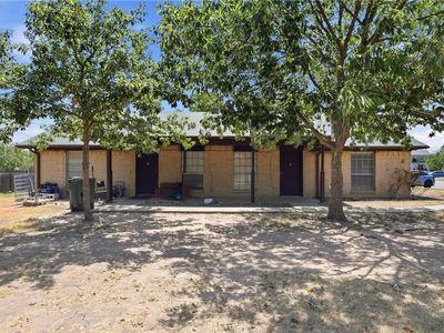 1919 Pine Tree Dr