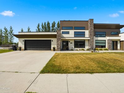3968 Ivy Dr