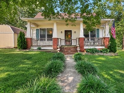 302 Main St