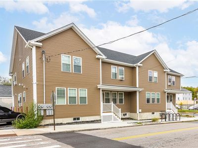 872 Branch Ave