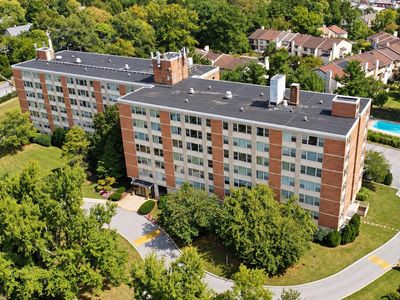 4401 Roland Ave Unit 603