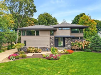 205 Lakehurst Dr