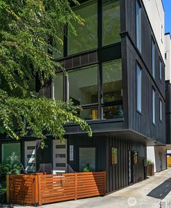 2610 E Yesler Way #A