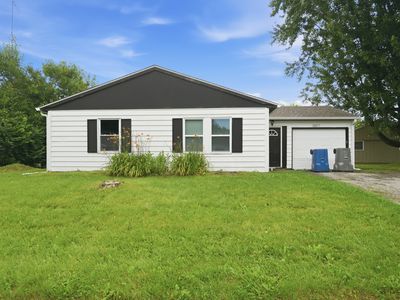 3857 Chateau Dr