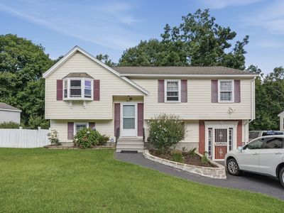 30 Parsons Hill Dr