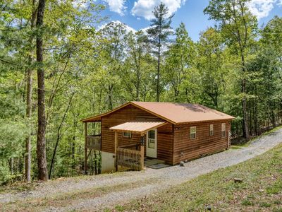 100 Fern Cove Ln