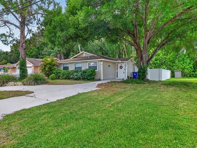9 Freshwater Dr