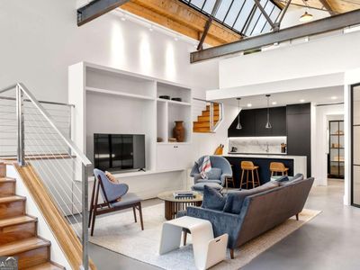 650 Glen Iris Dr NE APT 7