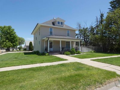 818 E St.