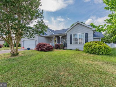 23 Coral Ln