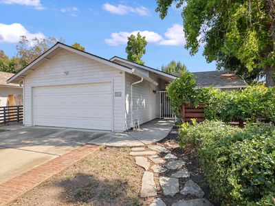 4957 Moss Creek Cir